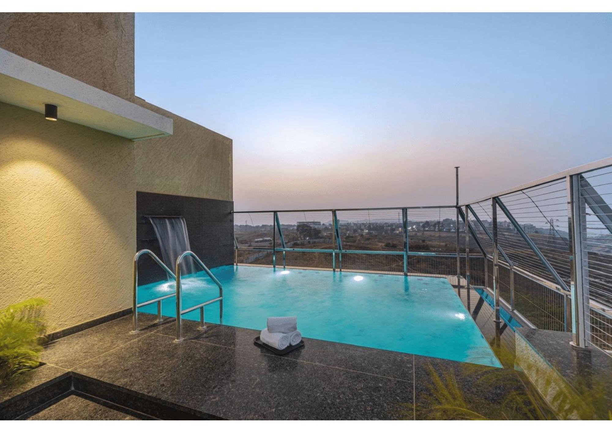 Mountain Glory 8Bhk By Tensorstays, Pool & Theater Игатпури Екстериор снимка